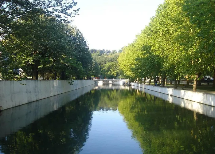 Casa Da Fonte Quente Apartamento *